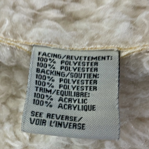 Vest - Picture 10 of 13